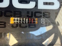 JCB 406 / 2018 BJ / 2.320 H / Schaufel + Gabel