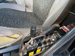 Ginaf X 4241 S 8x4 / VDL 35T Hook (2016) / Manual / N...