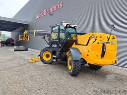 JCB 540-170 Bucket + Forks!