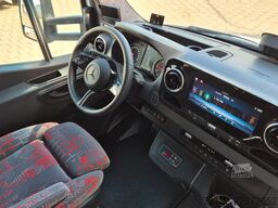 MERCEDES-BENZ 30 Sitzer Schul- Transferbus 519 Lagerfahrzeug