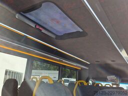 MERCEDES-BENZ 30 Sitzer Schul- Transferbus 519 Lagerfahrzeug