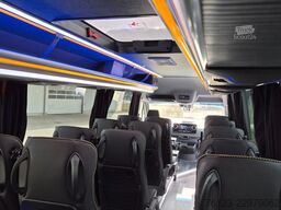 MERCEDES-BENZ 519  Allrad 4 x 4  20 / 23 Sitzer schnelle Liefe