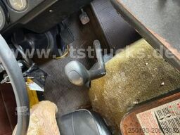 MAN F8 Winterdienst Räumschild