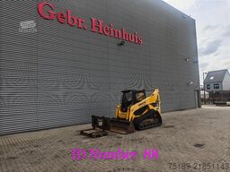 Komatsu CK 35-1 Bucket + Forks!