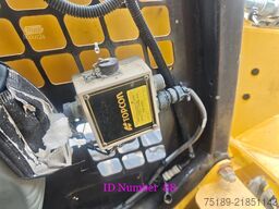 Komatsu CK 35-1 Bucket + Forks!