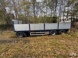 Istrail 3-axle flatbed trailer