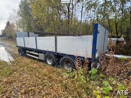 Istrail 3-axle flatbed trailer