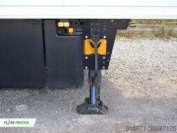 SCHMITZ CARGOBULL SKO DDeck FP45 TK SLXi 300 LA h2.7m