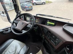 Volvo FH 500 / 8x2 / VDL 25 Tons Hook / I-Shift / TUV...