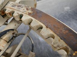 Caterpillar 130G Ex-army