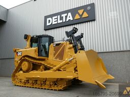 Caterpillar D8T