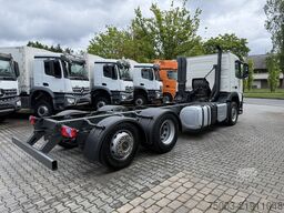 Volvo FM 330 6X2*4
