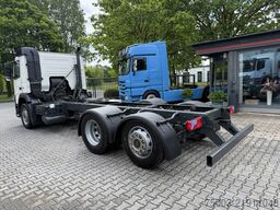 Volvo FM 330 6X2*4