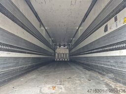 KRONE SZ Carrier Vector 1950 *+-30°*Rolltor/Smartboard