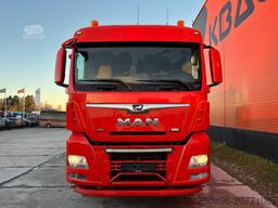 MAN TGX 35.500 8x4*4 BOX L=6232 mm