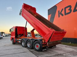 MAN TGX 35.500 8x4*4 BOX L=6232 mm