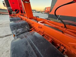 MAN TGX 35.500 8x4*4 BOX L=6232 mm
