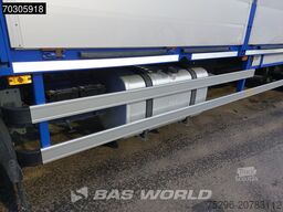 DAF CF 250 CF 4X2 19tonner 918cm box Automatic Airc...