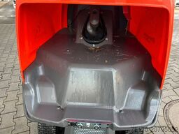 Husquarna RC 320Ts AWD / Rasenmäher / nur 7,6h !