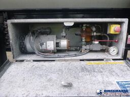 Feldbinder Powder tank alu 63 m3 (tipping)