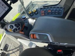 Claas TRION 750