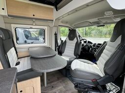 SUNLIGHT Cliff 600 RT Adventure, Autom,6E,90l,AKTION