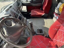 IVECO Trakker, Kipper Kran