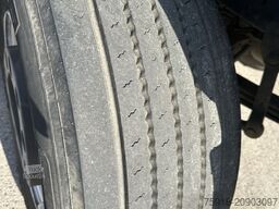 IVECO Trakker, Kipper Kran