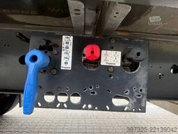 Krone Curtainsider / Planenauflieger