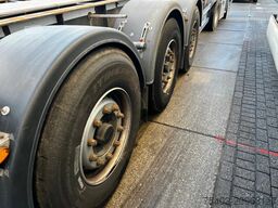 Renders Euro 800 3DFCST 45FT / 1x Lift Axle / 2x Extend...