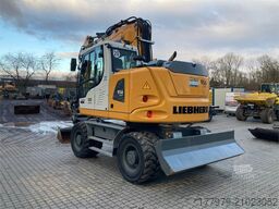 LIEBHERR A916 Compact