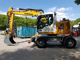 LIEBHERR A916 Compact