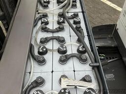 Mitsubishi UMS 200