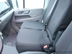 MAN TGE 3.180 mittelang Hochdach AHK Tacho neu