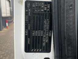 Ford Transit 115T300