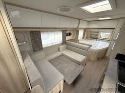 HOBBY De Luxe 560 KMFe GARAGE 2000 kg