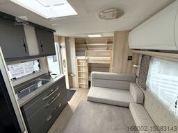 HOBBY De Luxe 560 KMFe GARAGE 2000 kg