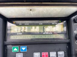 KRONE SD27 / Carrier Vector 1950 / Rolltor