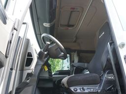 MAN TGX 26.510 6x2-4/ Curtainsider + trailer