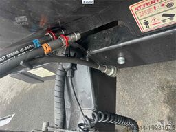 Gigant Wheel Machine Trailer