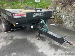 Gigant Wheel Machine Trailer