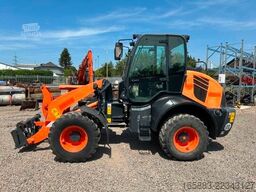 KOMATSU WA 100 M-8 E0 Radlader 33.000 Euroadapter