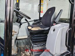 Caterpillar 906 M Bucket + Forks!