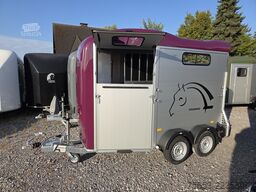 Cheval Liberté Touring Country 2,6t berry Sattelschrank