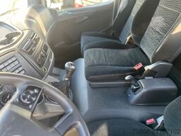 MERCEDES-BENZ Atego 1224 Kipper Kran Hiab XS 077 AHK Klima