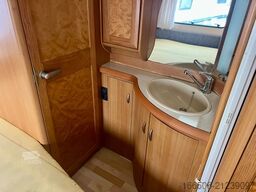 HOBBY 650 KMFE Etagenbetten Festbett Vorzelt Mover