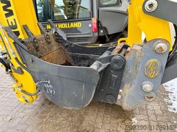 NEW HOLLAND B110D TC / 2022 Modell / 89 KW / Joystick / A/C