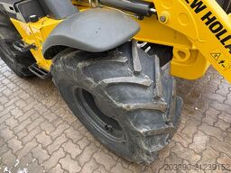 NEW HOLLAND B110D TC / 2022 Modell / 89 KW / Joystick / A/C