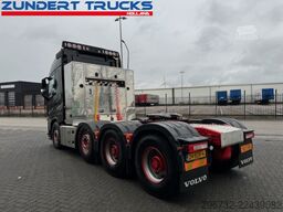 Volvo FH16-750 GLOBETROTTER, 8x4