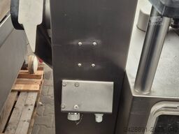 Autohaus Möller GmbH & Co. KG Autohaus Möller GmbH & Co. KG Autohaus Möller GmbH & Co. KG